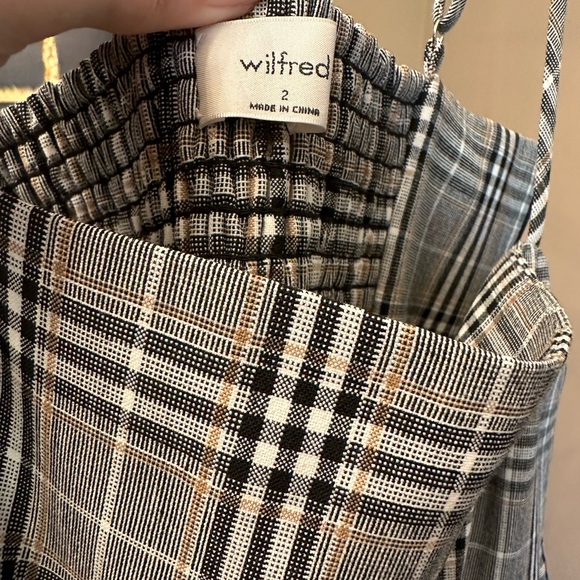 Aritzia Wilfred dress - Picture 4 of 5